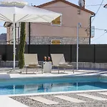 Minda By Interhome Poreč